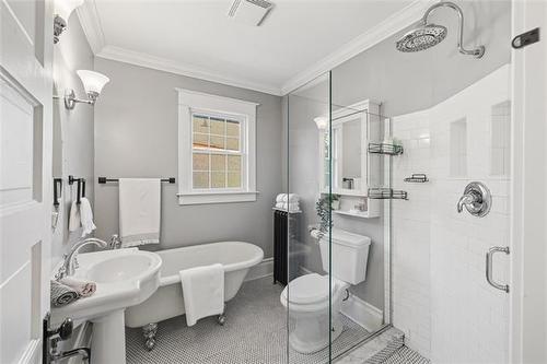 735 Mcmillan Ave, Winnipeg, MB 