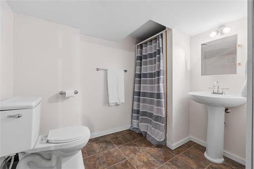 735 Mcmillan Ave, Winnipeg, MB 