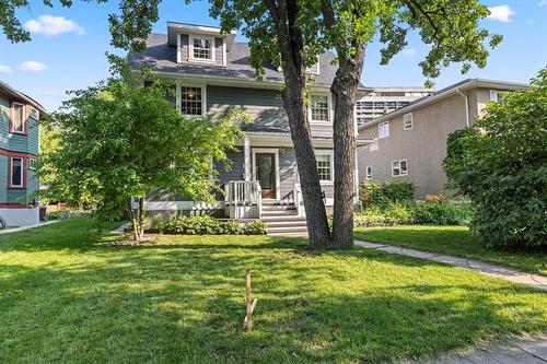 735 Mcmillan Ave, Winnipeg, MB 
