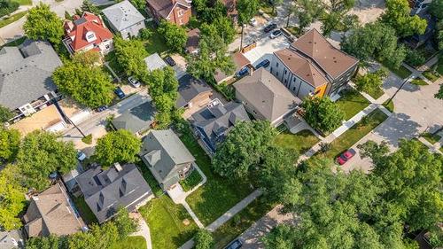 735 Mcmillan Ave, Winnipeg, MB 