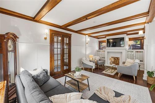 735 Mcmillan Ave, Winnipeg, MB 