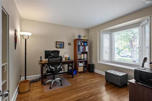 378 Kingston Cr, Winnipeg, MB 