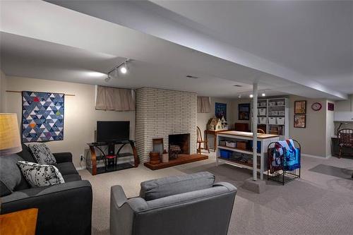 378 Kingston Cr, Winnipeg, MB 
