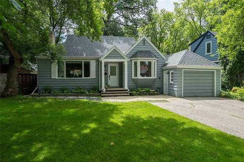 378 Kingston Cr, Winnipeg, MB 