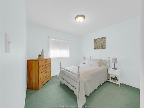 966 Fielding, Windsor, ON 