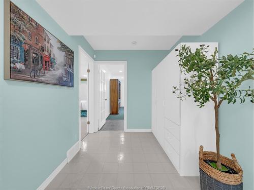 966 Fielding, Windsor, ON 