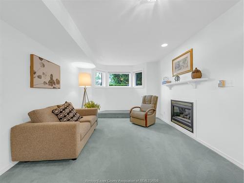 966 Fielding, Windsor, ON 