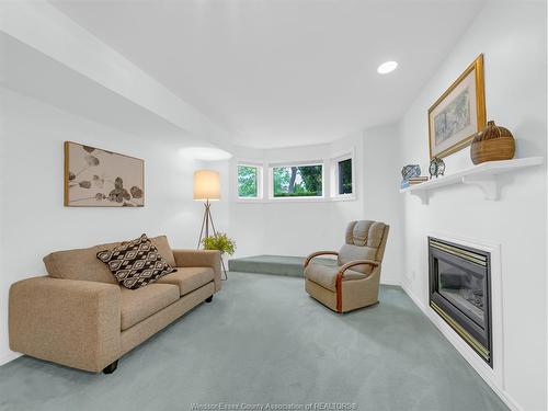 966 Fielding, Windsor, ON 