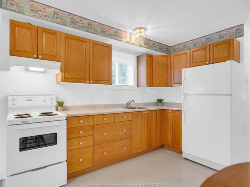 966 Fielding, Windsor, ON 