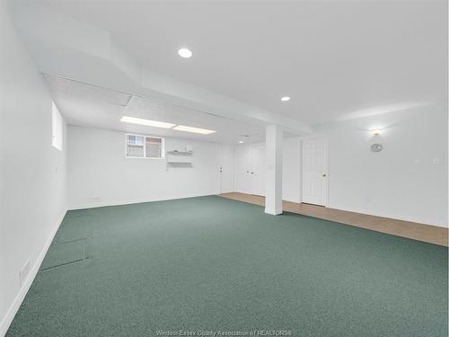 966 Fielding, Windsor, ON 