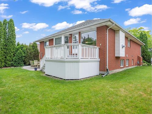 966 Fielding, Windsor, ON 