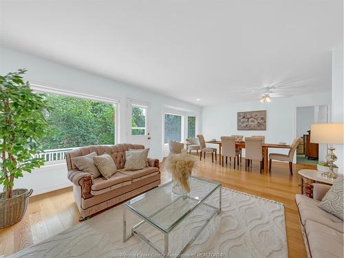 966 Fielding, Windsor, ON 