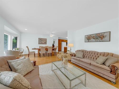 966 Fielding, Windsor, ON 