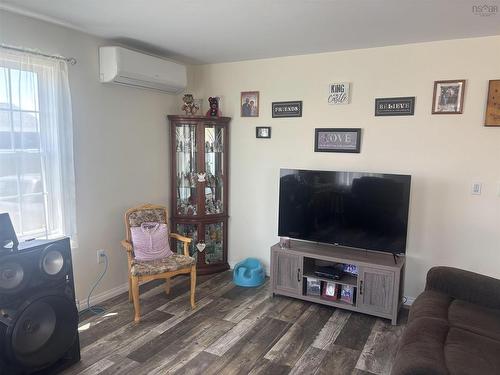2 Abbott Street, Amherst, NS 