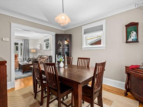 8 Eaton Avenue, Dartmouth, NS 