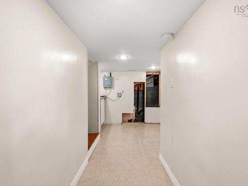 8 Eaton Avenue, Dartmouth, NS 