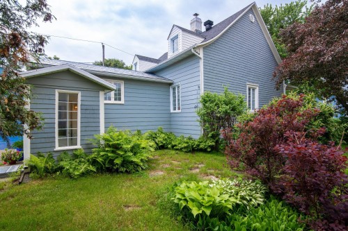 Back of Structure - 192 Ch. Des Pionniers E., L'Islet, QC 