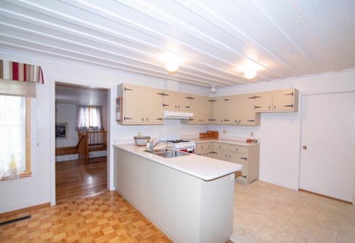 Kitchen - 192 Ch. Des Pionniers E., L'Islet, QC 