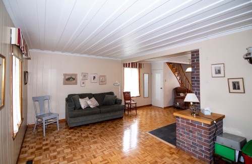 Living Room - 192 Ch. Des Pionniers E., L'Islet, QC 