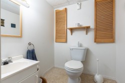 Powder room - 