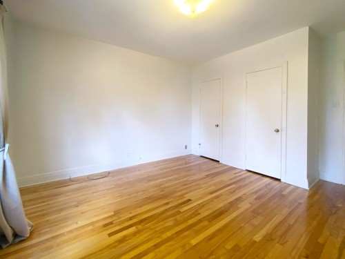 Bedroom - 5853 Rue Dolbeau, Montréal (Côte-Des-Neiges/Notre-Dame-De-Grâce), QC 