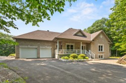 39 Rue Marsolais  Cantley, QC J8V 4C5