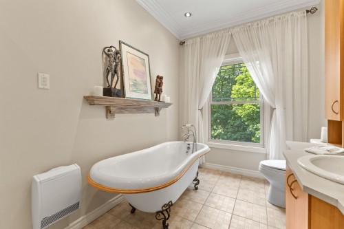 Salle de bains - 39 Rue Marsolais, Cantley, QC - Indoor Photo Showing Bathroom