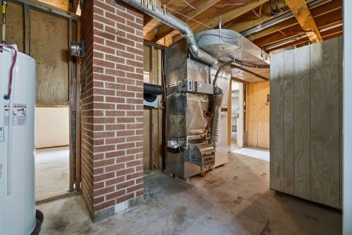 Basement - 1500 Rue Lépine, Joliette, QC - Indoor Photo Showing Basement