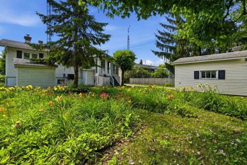 Courtyard - 1500 Rue Lépine, Joliette, QC - Outdoor