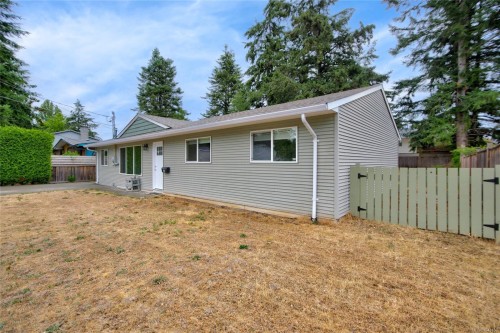 378 Denman St, Comox, BC 