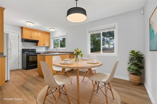 378 Denman St, Comox, BC 