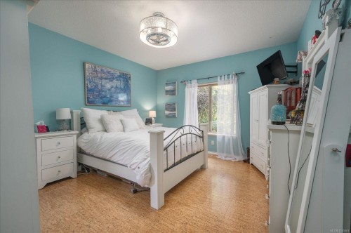 6212 Garside Rd, Nanaimo, BC 