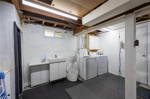 492 Ash St, Winnipeg, MB 