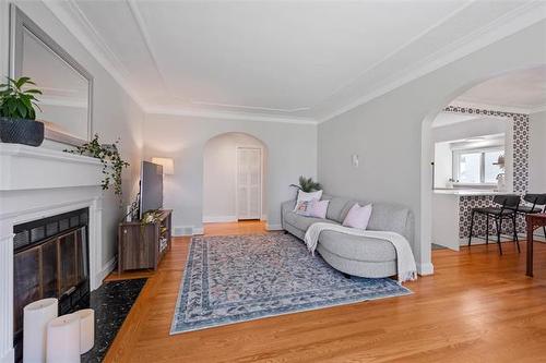 492 Ash St, Winnipeg, MB 