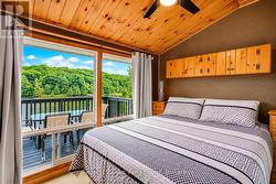 Bedroom 1 - 