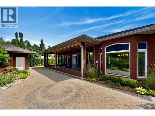 442 Cottonwood Avenue  Sicamous, BC V0E 2V1
