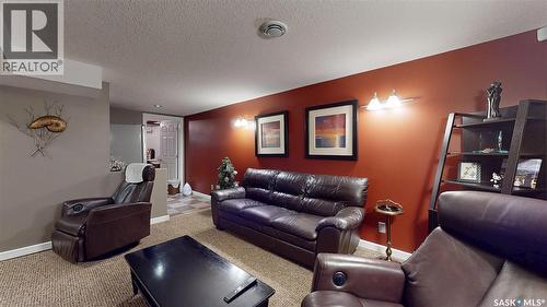 3307/3309 Dawson Crescent, Regina, SK - Indoor