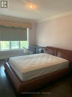 ROOM1 - 24 EXCHEQUER PLACE Toronto, ON M1S 5R9