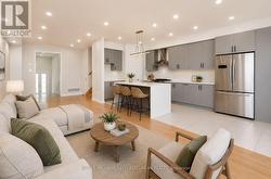 13313 BATHURST STREET Richmond Hill, ON L4E 0Z6