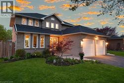 3086 SWANSEA Drive Oakville, ON L6L 6H6