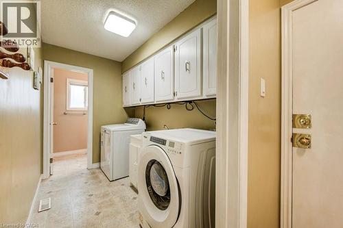 94 Mccarron Crescent, Waterloo, ON - Indoor Photo Showing Laundry Room