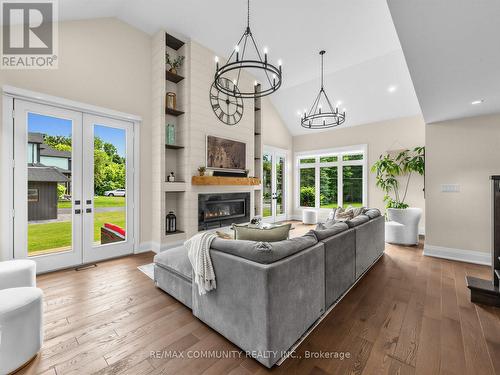 38 Robmar Street E, Whitby, ON 