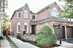 186 FERNFOREST DRIVE Brampton, ON L6R 1T7