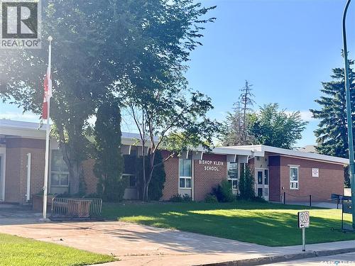 10 Mackie Crescent, Saskatoon, SK - Outdoor