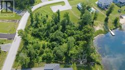 576 SHOREWAY DRIVE Ottawa, ON K4P 0G3