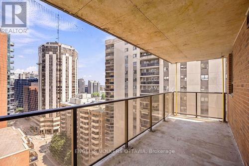 1602 - 475 Laurier Avenue W, Ottawa, ON 