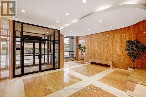 1602 - 475 Laurier Avenue W, Ottawa, ON 