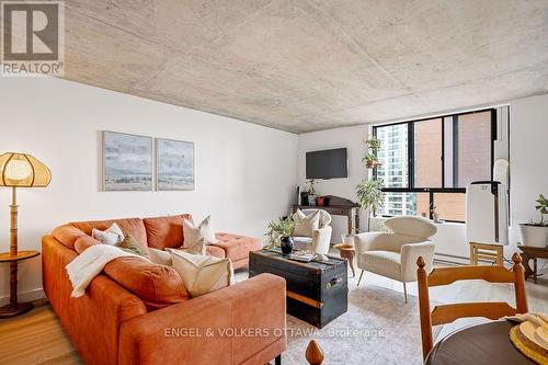 1602 - 475 Laurier Avenue W, Ottawa, ON 