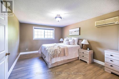 1238 Tapley 1/4 Line, Cavan Monaghan, ON - Indoor Photo Showing Bedroom