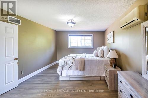 1238 Tapley 1/4 Line, Cavan Monaghan, ON - Indoor Photo Showing Bedroom